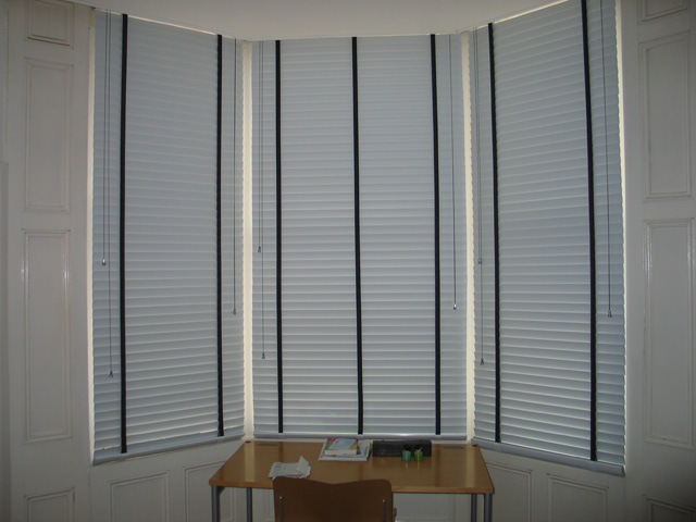 50mm aluminium venetians with tapes rather than strings