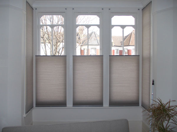 Luxaflex Duette blinds working as bottom up