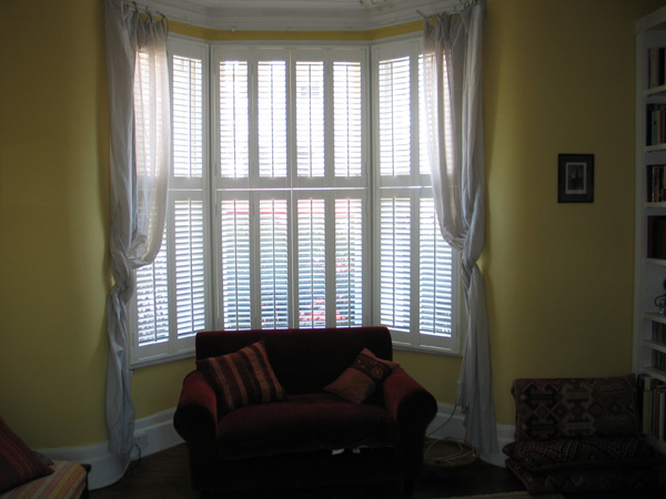 Tier on tier, bifold shutters with 47mm louvres 