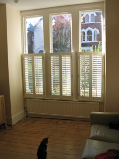Cafe height 47mm louvres in silk white Tufnell Park